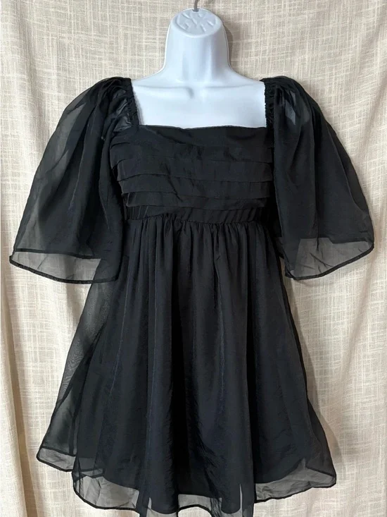 NWT - Abercrombie Emerson Ruched Angel Sleeve Mini Dress Black - Size Small - Picture 1 of 2